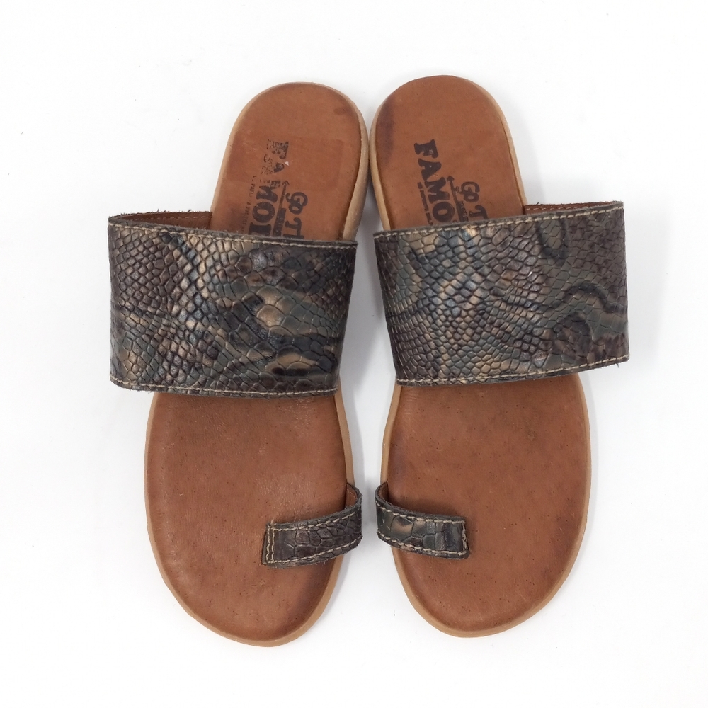 $149 Famolare Go There Leather Sandals size 7 Women’s